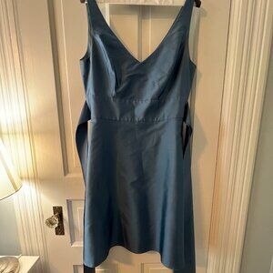 Anne Taylor 100% silk formal dress size 6
